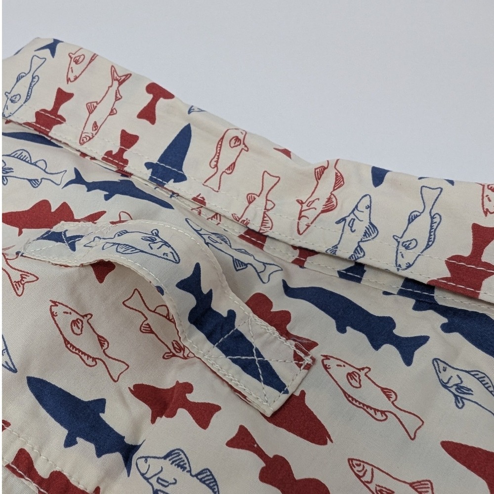 Duluth Men's Untucked Relaxed Fit Red White Blue Fish Print Short Sleeve Shirt - Picture 8 of 12